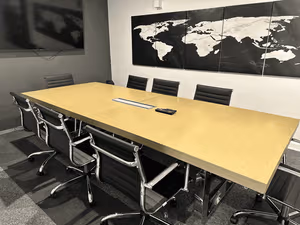 7 Person Coworking Desk