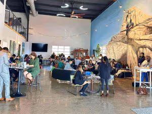 4 Person Coworking Desk