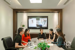 4 Person Private Office