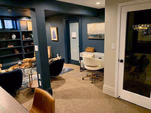 4 Person Private Office