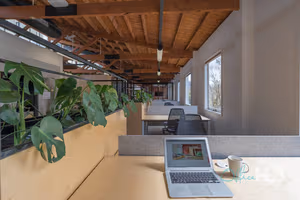 5 Person Coworking Desk