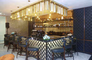 4 Person Coworking Desk