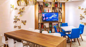 5 Person Coworking Desk