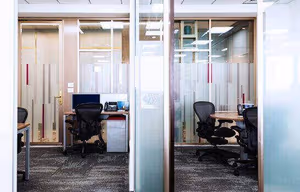 5 Person Coworking Desk