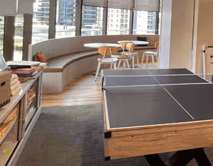 5 Person Coworking Desk