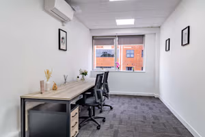 8 Person Private Office