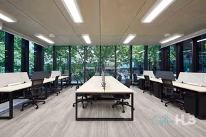 1 Person Coworking Desk