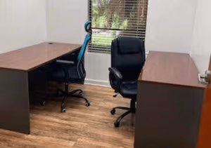 1 Person Private Office