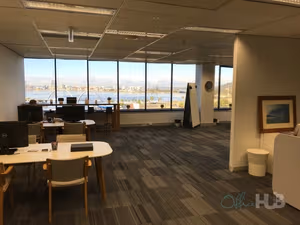 6 Person Shared Office