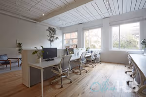 6 Person Shared Office