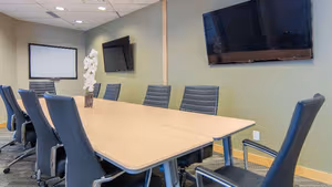 1 Person Sublet Office