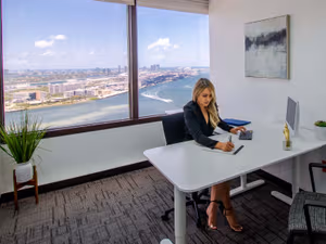 5 Person Private Office