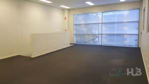 6 Person Shared Office