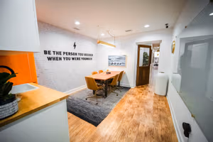 4 Person Coworking Desk