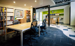 1 Person Coworking Desk