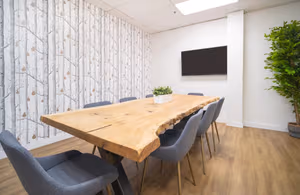 4 Person Private Office