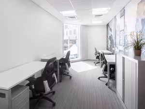 15 Person Private Office