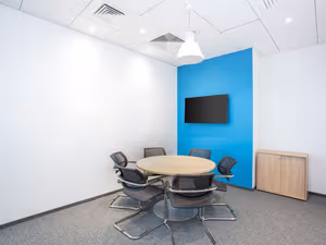 10 Person Private Office