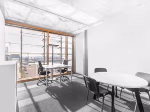 5 Person Private Office