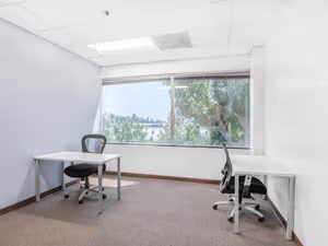 4 Person Private Office