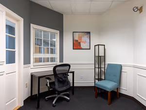 5 Person Private Office