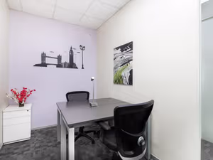 5 Person Private Office