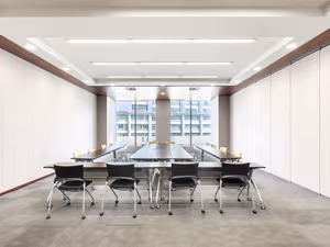 30 Person Private Office