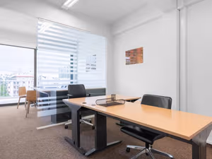 1 Person Coworking Desk