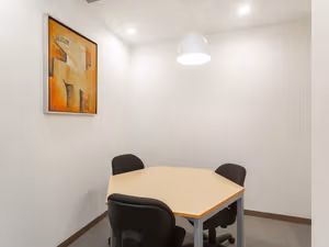 25 Person Private Office