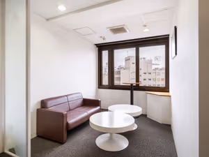 4 Person Private Office