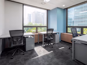 30 Person Private Office