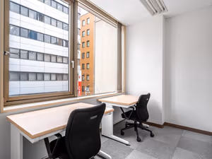 3 Person Private Office