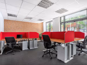 5 Person Private Office