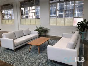 1 Person Shared Office