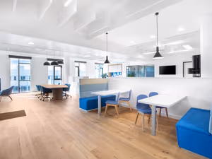 1 Person Coworking Desk