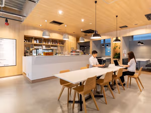 30 Person Private Office