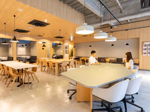 4 Person Private Office