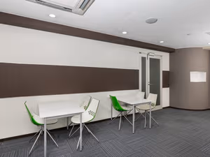 5 Person Private Office