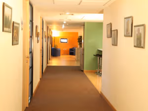 4 Person Private Office