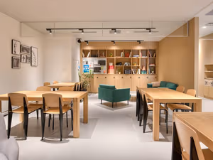 7 Person Private Office