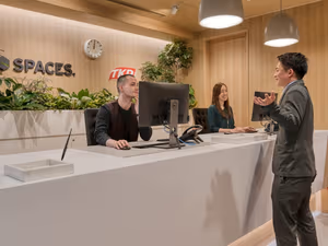 40 Person Private Office