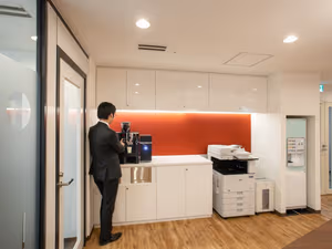 20 Person Private Office