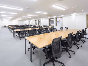 5 Person Private Office