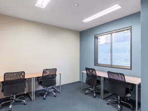 10 Person Private Office