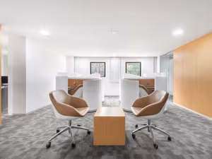 40 Person Private Office