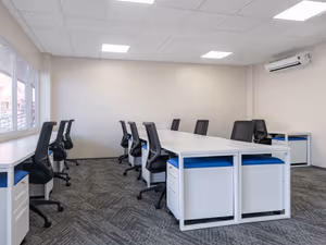 20 Person Private Office