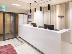 30 Person Private Office