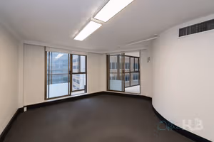 20 Person Private Office