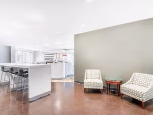 1 Person Private Office