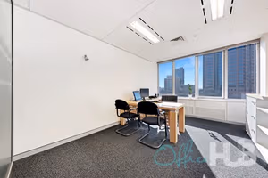 4 Person Shared Office